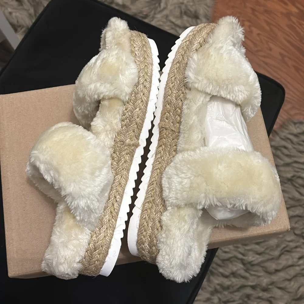 Steve Madden Fur Wedge Sandal